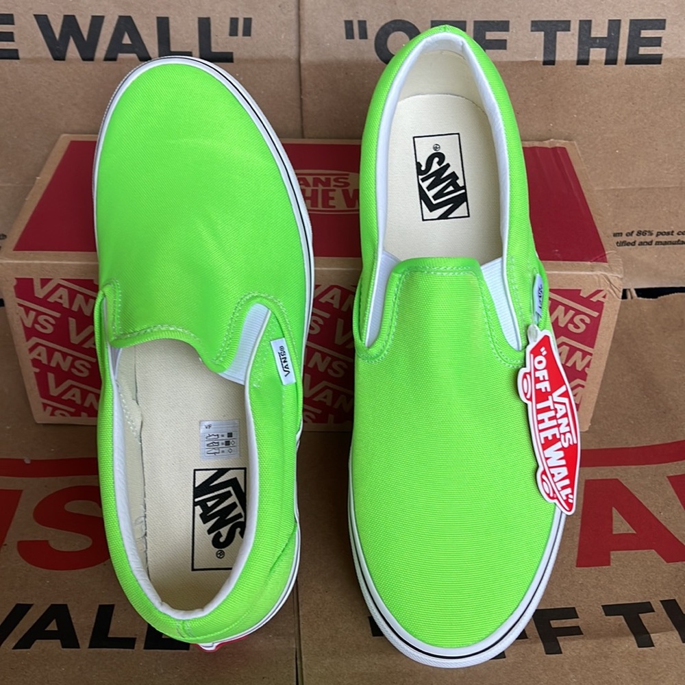 Vans Classic Slip On Neon Green Gecko/True White sneakers WMNS - Picture 13 of 16